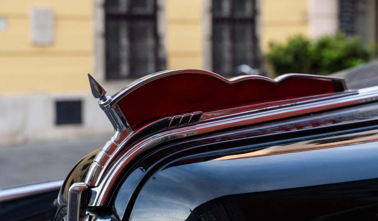 Luxury On Wheels: Unveiling The Elegance Of Our Limousine Fleet 1